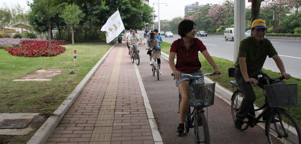 骑单车 行绿道 看变迁 ——党支部以特别的方式过组织生活